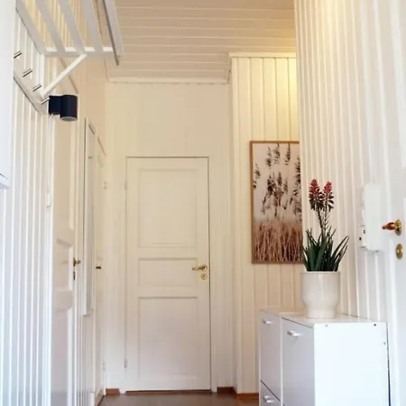 Sommerstua - Nes Moss